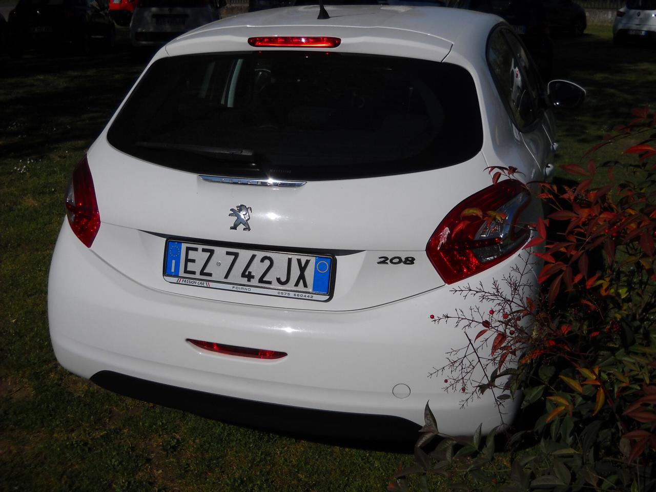 Peugeot 208 1.4 HDi 68 CV 3 porte Active