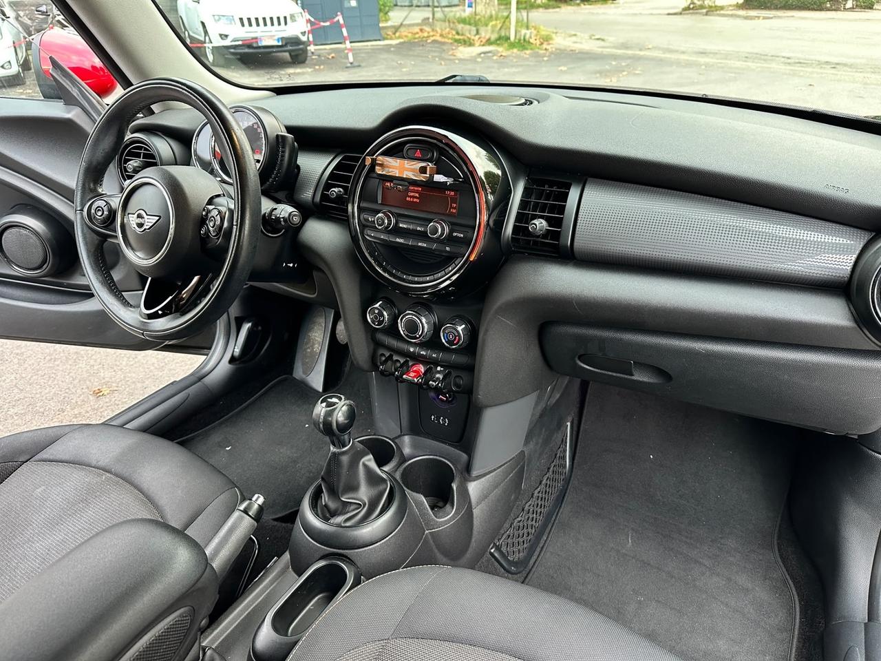 MINI Cooper 1.2BENZINA 136 HP 2015