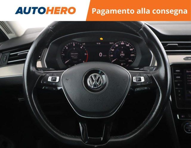 VOLKSWAGEN Passat Variant 2.0 TDI DSG Executive BlueMotion Tech.