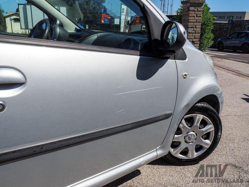 Peugeot 107 1.0 68CV 5p. Sweet Years 2Tronic