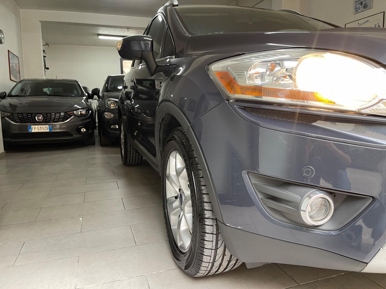 Ford Kuga 2.0 TDCI 140 CV 2WD Titanium