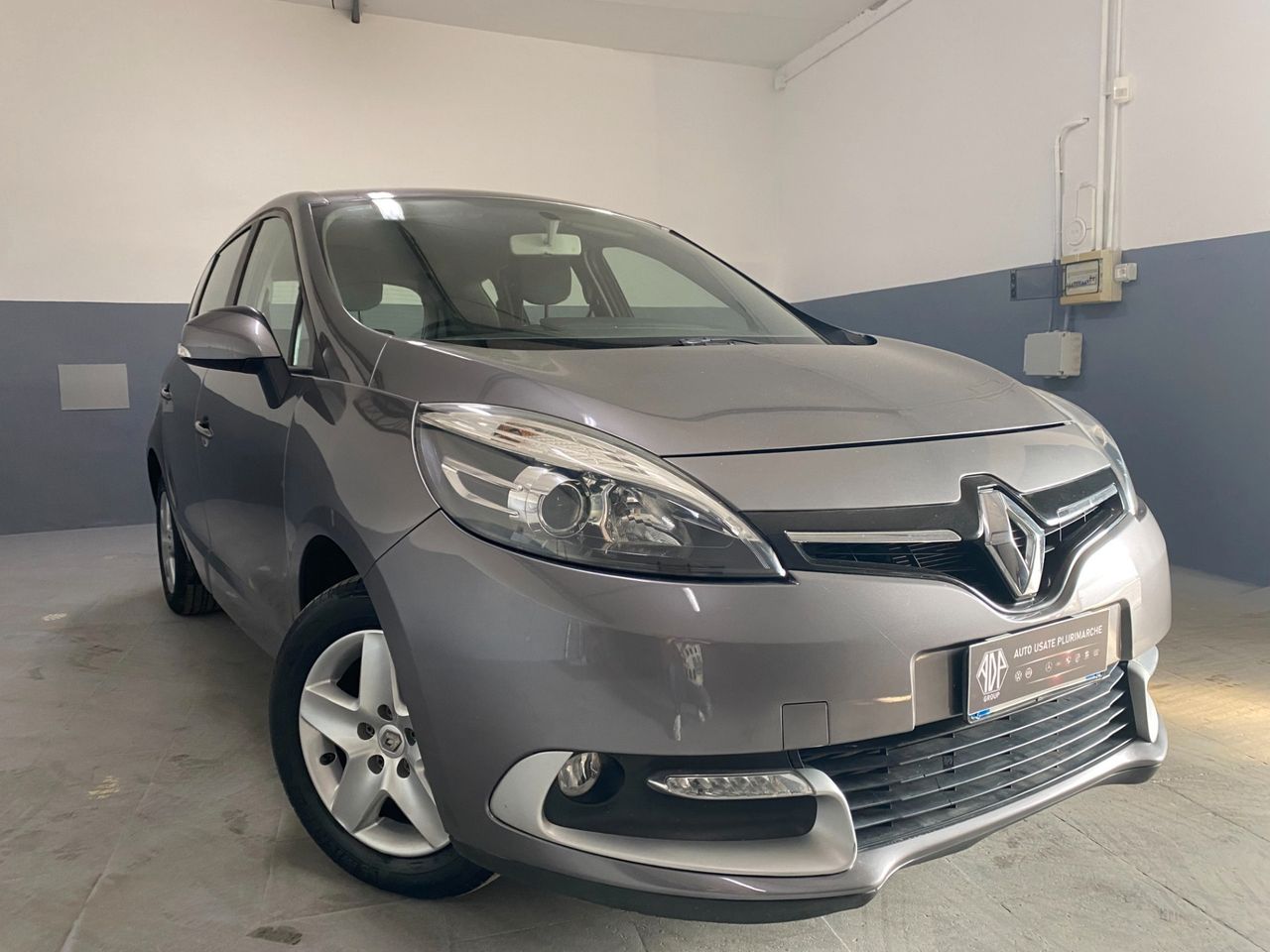 RENAULT SCENIC usate