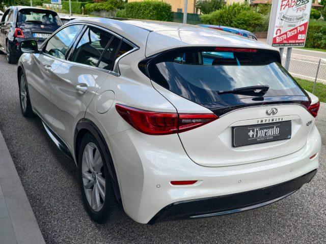 INFINITI Q30 1.5 diesel DCT Business Executive