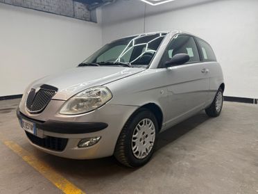 Lancia Ypsilon 1.2 Oro