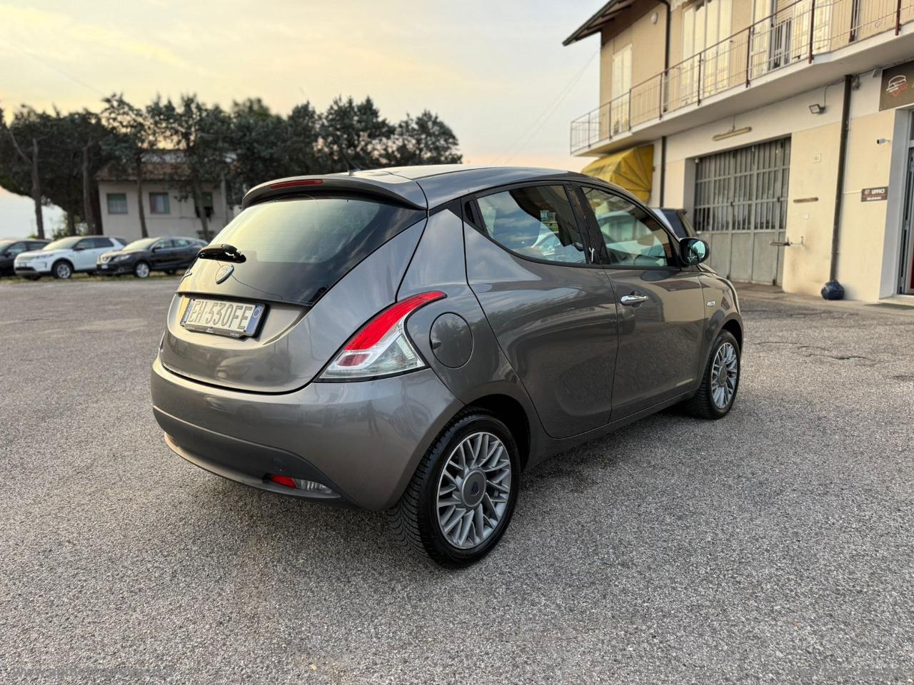 LANCIA Ypsilon 1.2 69 CV 5p. S&S Gold