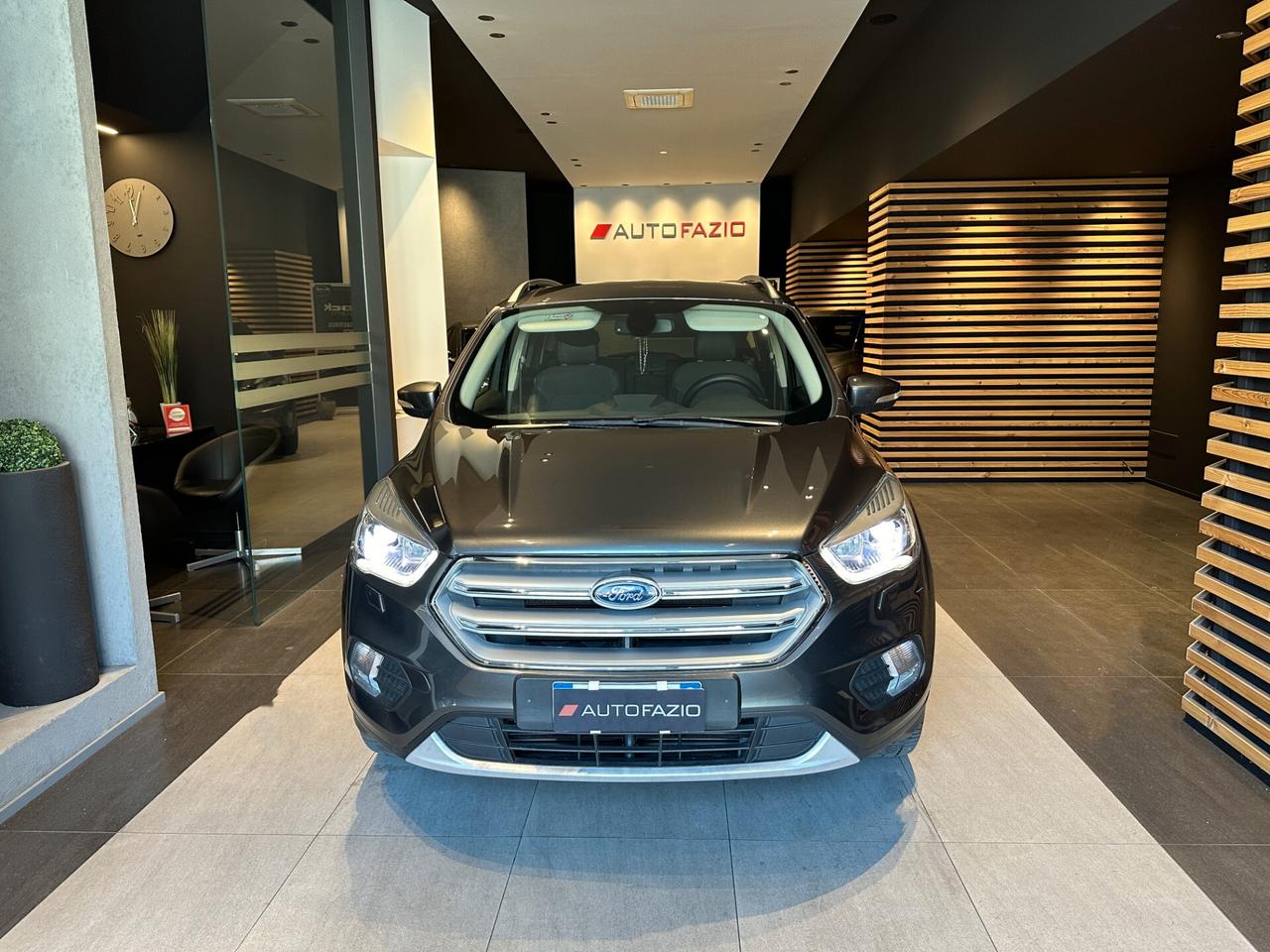 Ford Kuga 2.0 TDCI 150 CV S&S 4WD Powershift Titanium