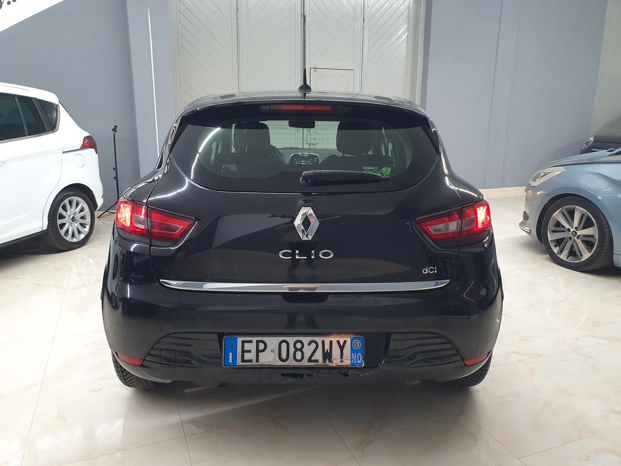 Renault Clio 1.5 dCi 75cv Wave 2013