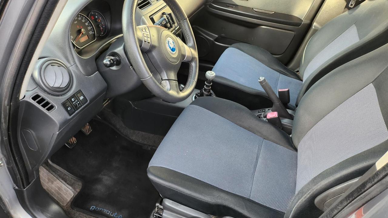 Fiat Sedici 1.9 MJT 4x4 Emotion