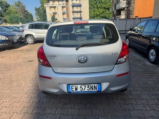 HYUNDAI i20 1.2 5p. Sound Edition