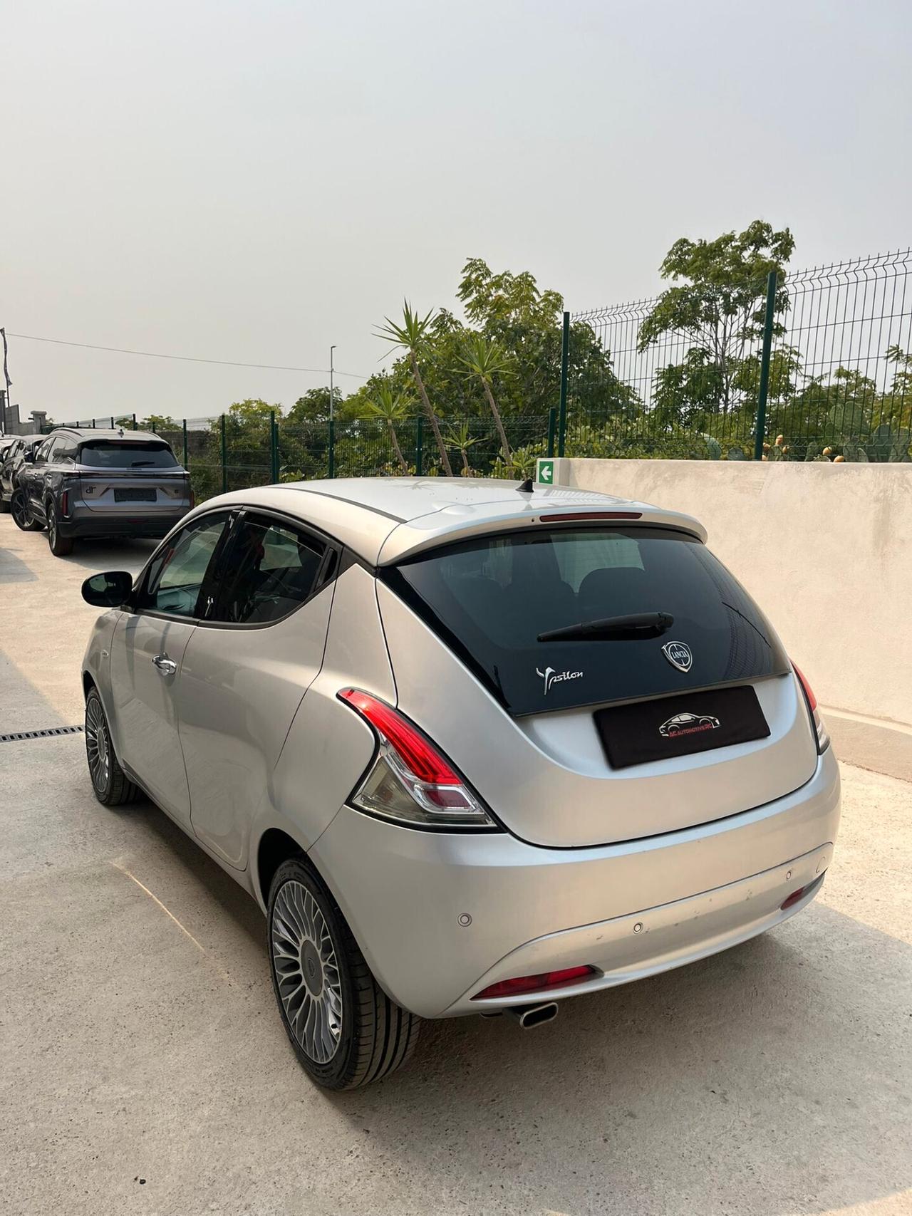 Lancia Ypsilon 1.3 MJT 16V 95 CV 5 porte S&S PLATINUM