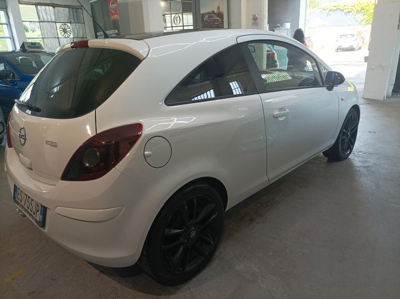 Opel Corsa 1.2 3 porte b-color 132000KM-2013