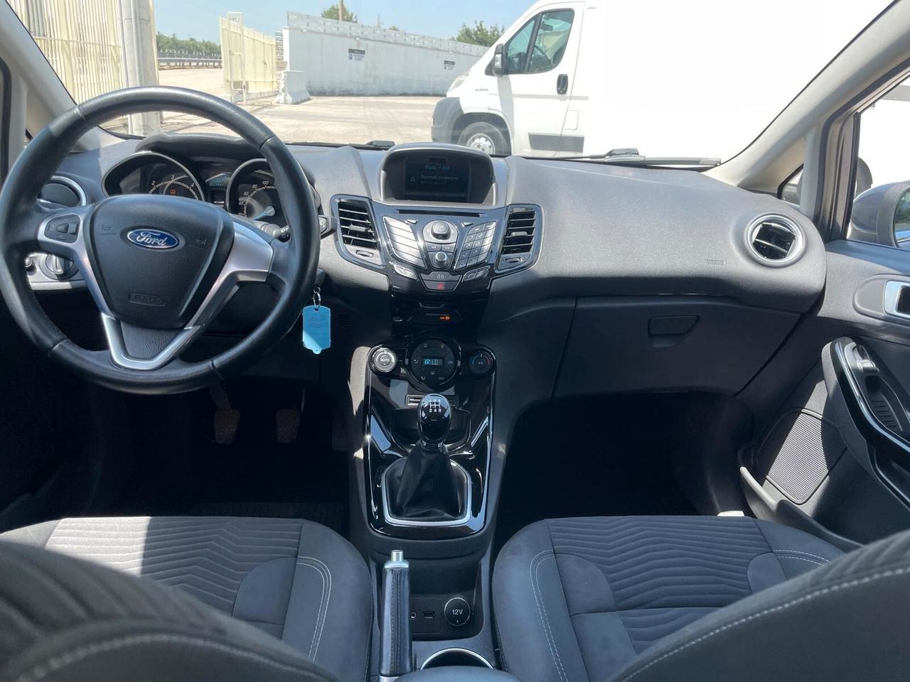 FORD FIESTA 5p 1.5 tdci Titanium 75cv