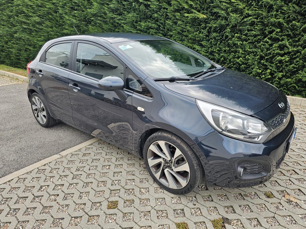 Kia Rio 1.2 benzina