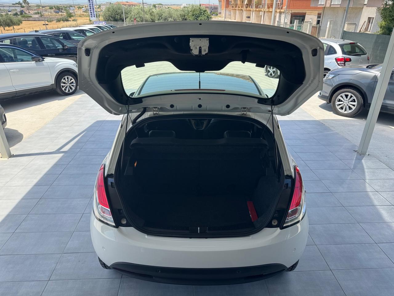Lancia Ypsilon 1.3 MJT 16V 95 CV 5 porte S&S Platinum