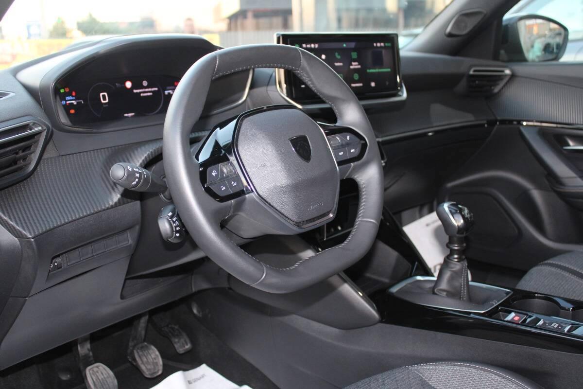 Peugeot 2008 1.2 puretech Allure s&s 100cv Con VIRTUAL COCKPIT