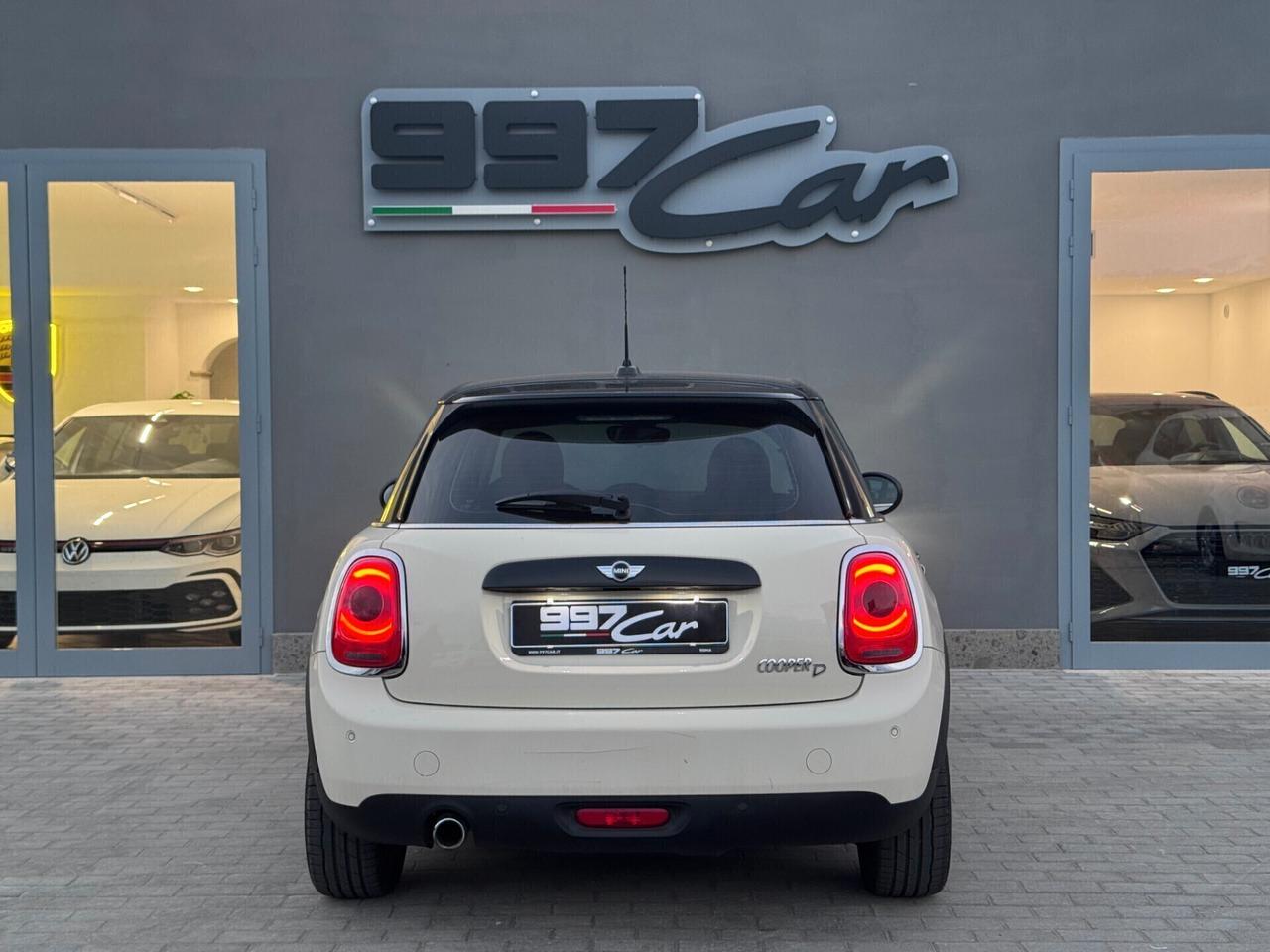 Mini Cooper D 1.5 5 porte - TAGLIANDI CERT. - GARANZIA FINO A 5 ANNI