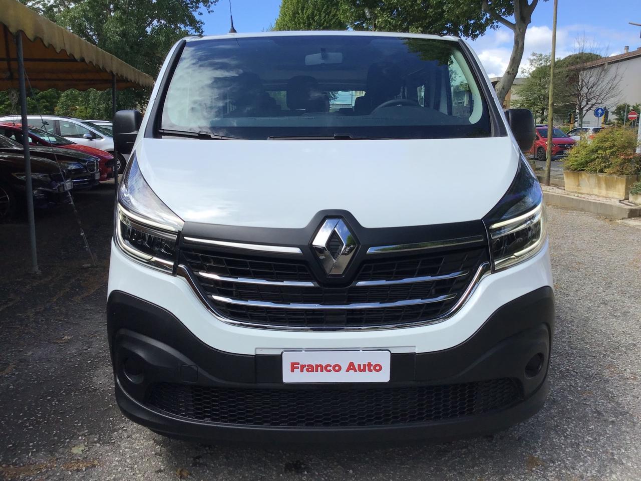 Renault Trafic T29 2.0 dCi 9Posti