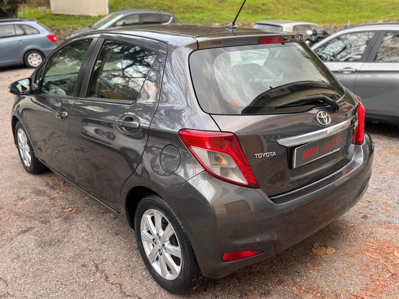Toyota Yaris 1.0 5 porte Lounge 54M.KM!!! GARANZIA 1 ANNO
