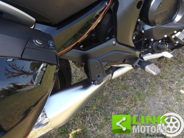 BMW K 1600 B Gran America bugger di lusso per lunghi viaggi