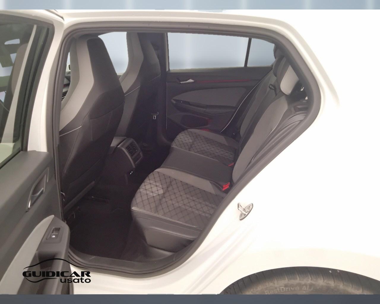 VOLKSWAGEN Golf VIII 2020 - Golf 1.5 etsi evo R-Line 130cv dsg
