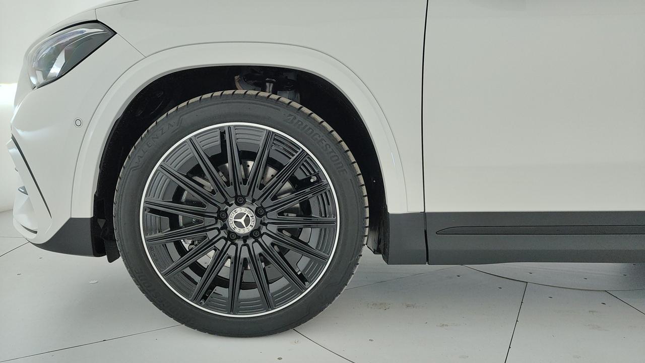 Mercedes-Benz GLA 200 d Automatic 4MATIC