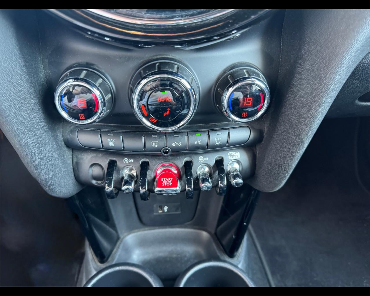 MINI Mini Cbr. (F57) - Mini 1.5 One Cabrio