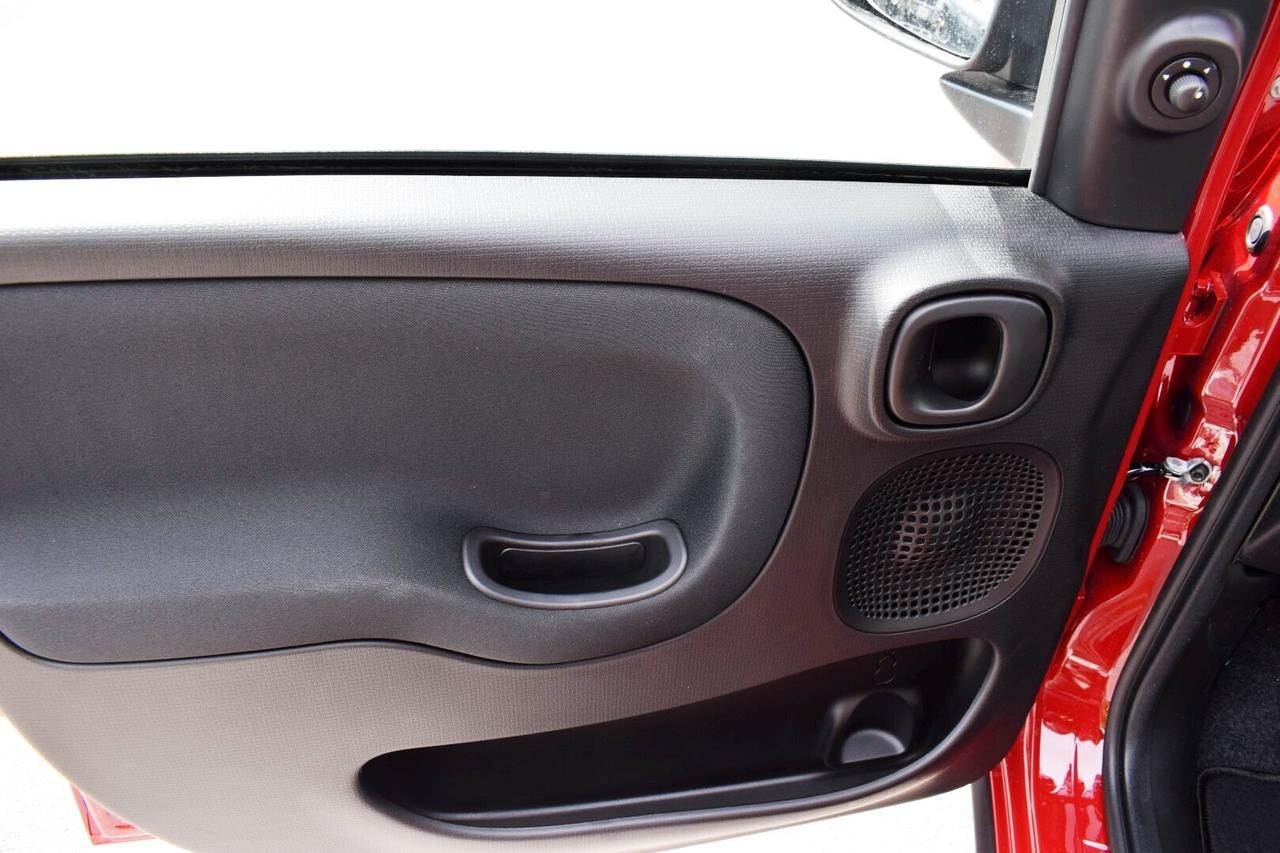Fiat Panda 1.0 FireFly S&S Hybrid Pandina