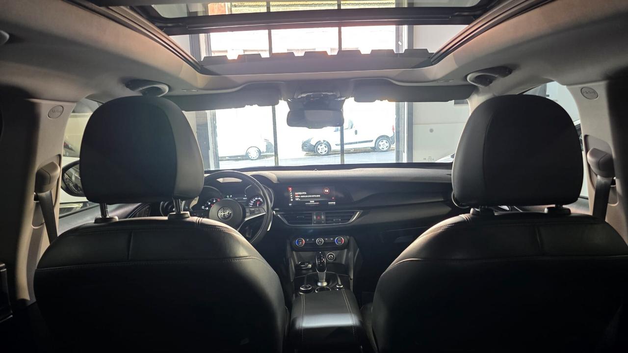 Alfa Romeo Stelvio 2.2 Turbodiesel 210 CV AT8 Q4 Executive