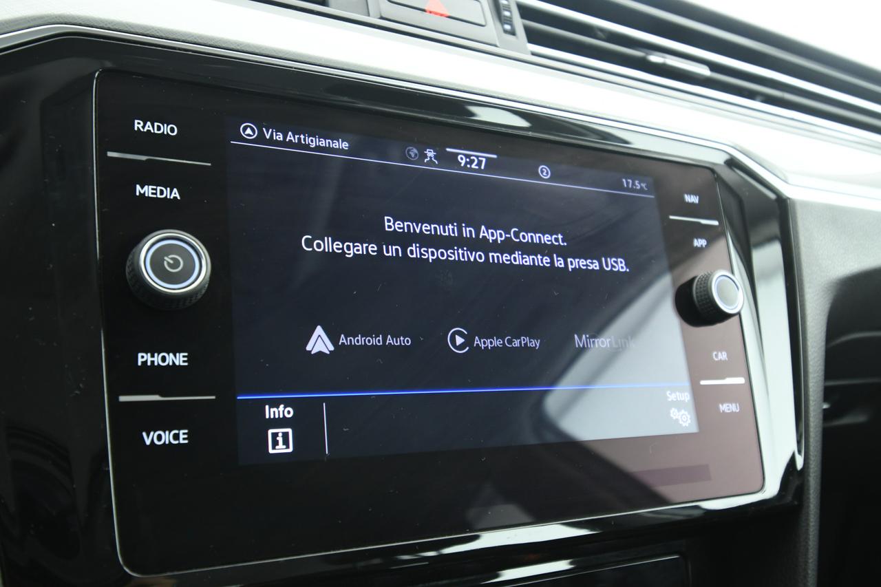 VOLKSWAGEN Passat Variant 2.0 tdi Business 150cv dsg ACC+APP CONNECT