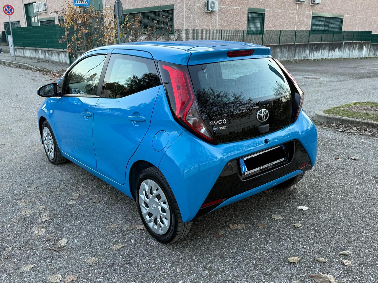 Toyota Aygo 5 Porte Aygo 5p 1.0 x-business 72cv