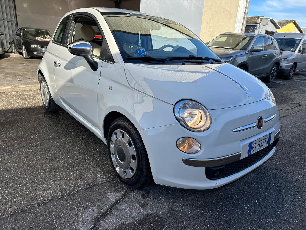 FIAT 500 1,2 BENZINA CAMBIO AUTOMATICO NEOPATENTATI