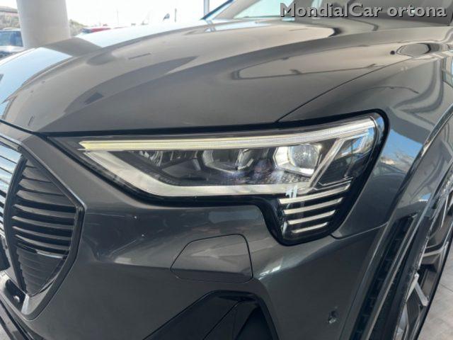 AUDI e-tron S SPB sport attitude 3motori 503cv tetto