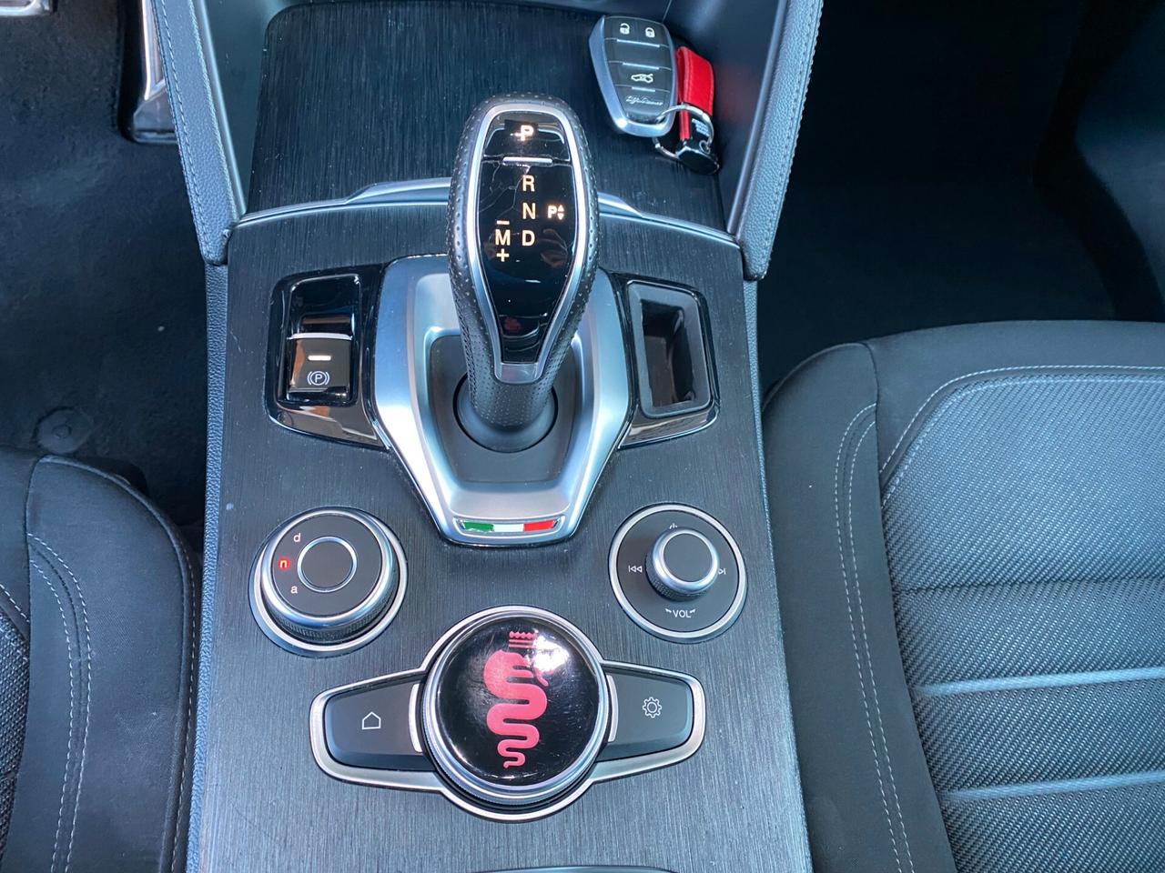 Alfa Romeo Stelvio 2.2 160CV VAN/AUTOCARRO 5 POSTI