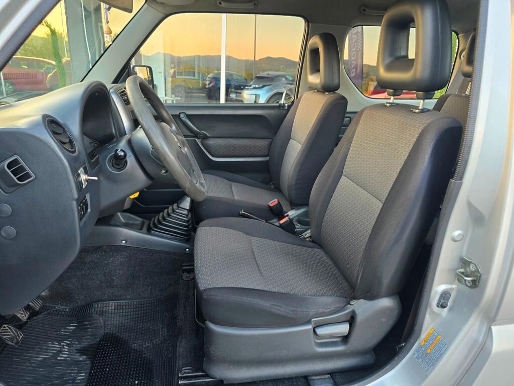 Suzuki Jimny 1.5 DDiS cat 4WD JLX
