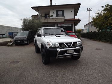 Nissan Patrol GR Patrol GR Y61 2.8 TD 3 porte SE Hard Top