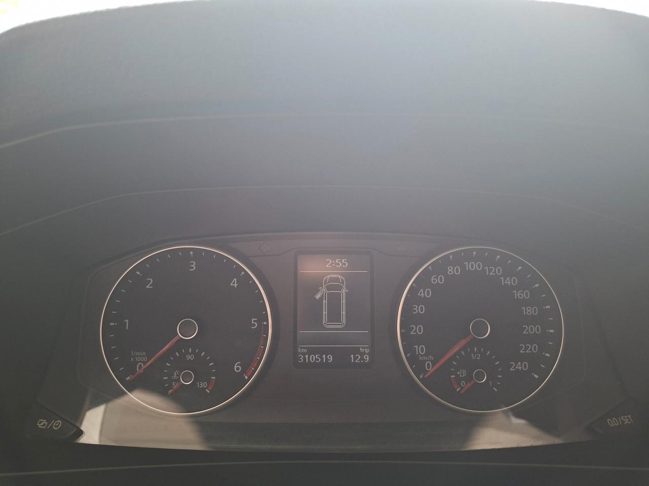 Volkswagen T6 Caravelle 2.0 TDI / 8 POSTI / AUTOMATICO / PELLE / EURO 6B