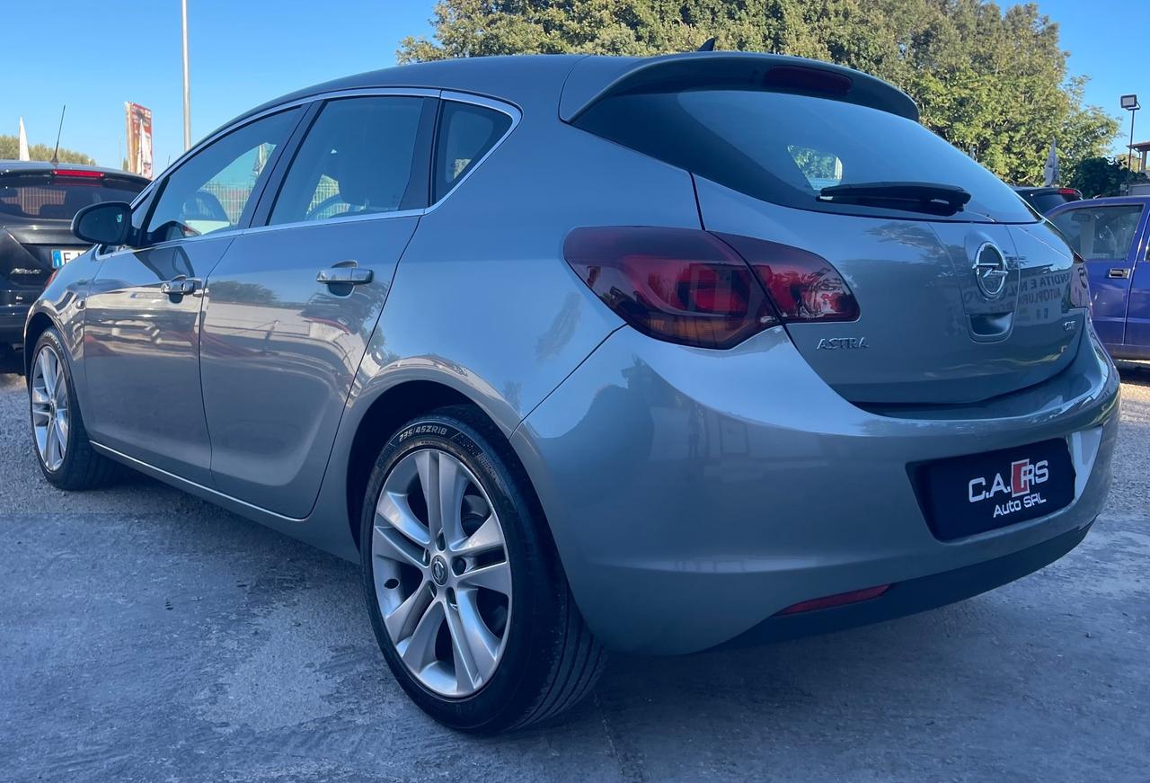 Opel Astra Cosmo 1.7 ECOTEC CDTI 110cv