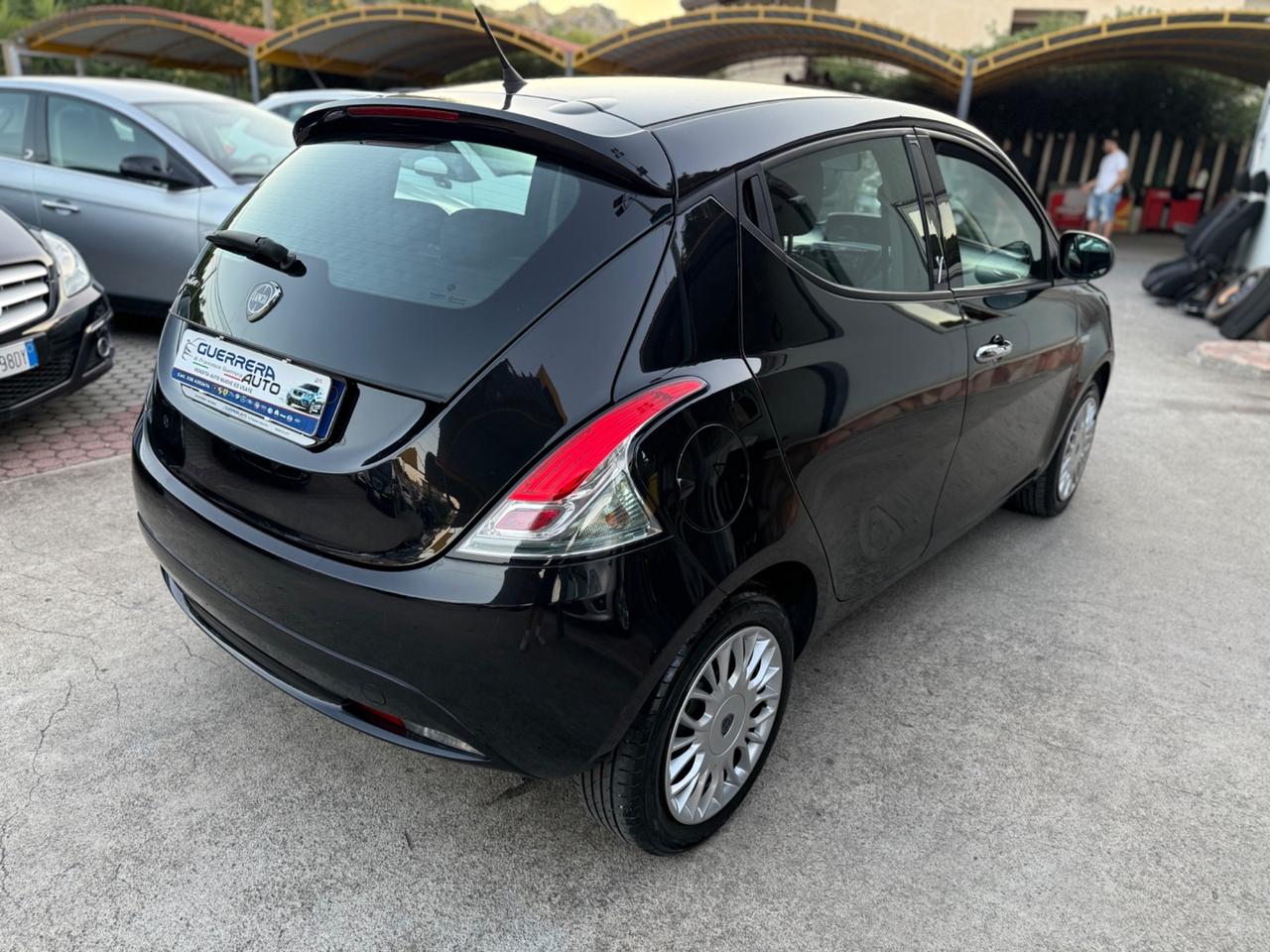 Lancia Ypsilon 1.2 69 CV 5 porte GPL KM CERTIF