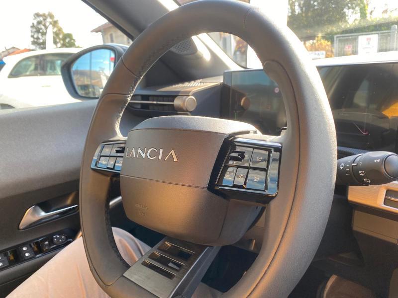 Lancia Ypsilon 1.2 mhev LX 110cv e-dct