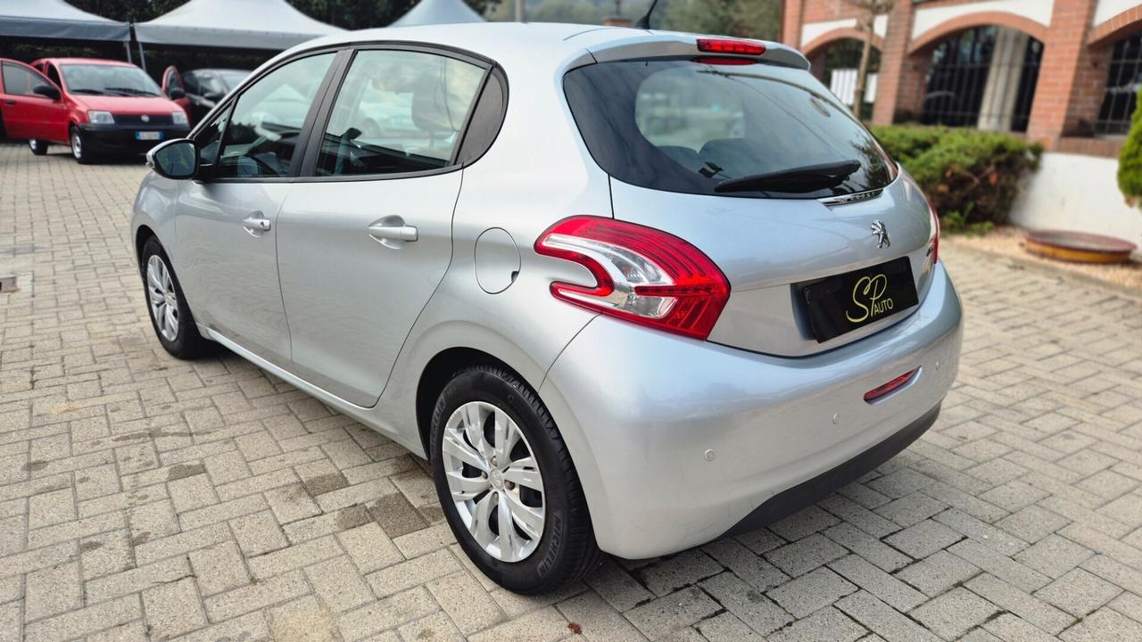 Peugeot 208 1.2BENZ/60KW/ 82 CV 5 porte /OK NEOPATENTATI