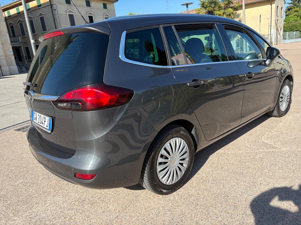 Opel Zafira Tourer 2.0 CDTi 130CV .7posti 2012