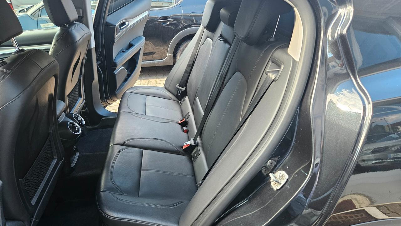 Alfa Romeo Stelvio 2.2 t Executive Q4 210cv auto PELLE-CAM-CERCHI 19