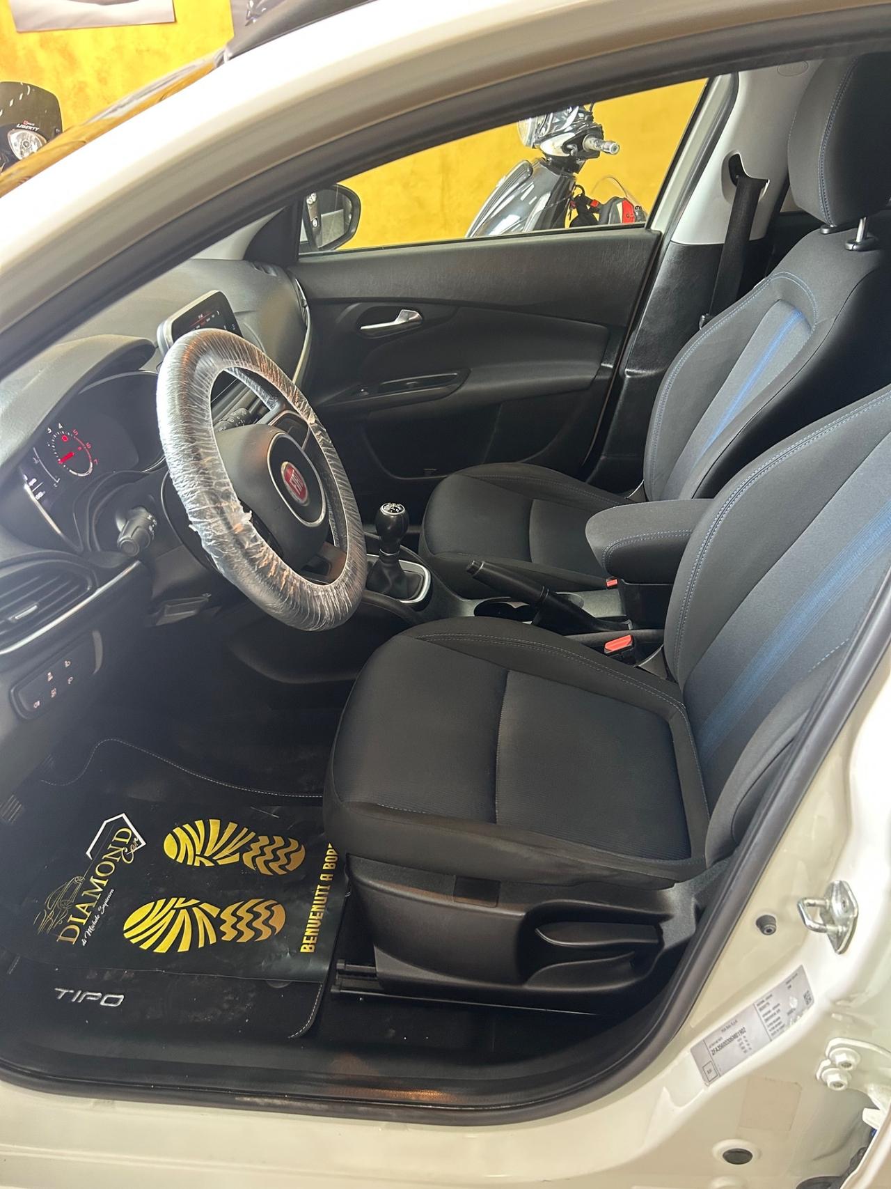 FIAT TIPO Wagon 1.3 Mjet “RETRO/FULL LED/17”-2019