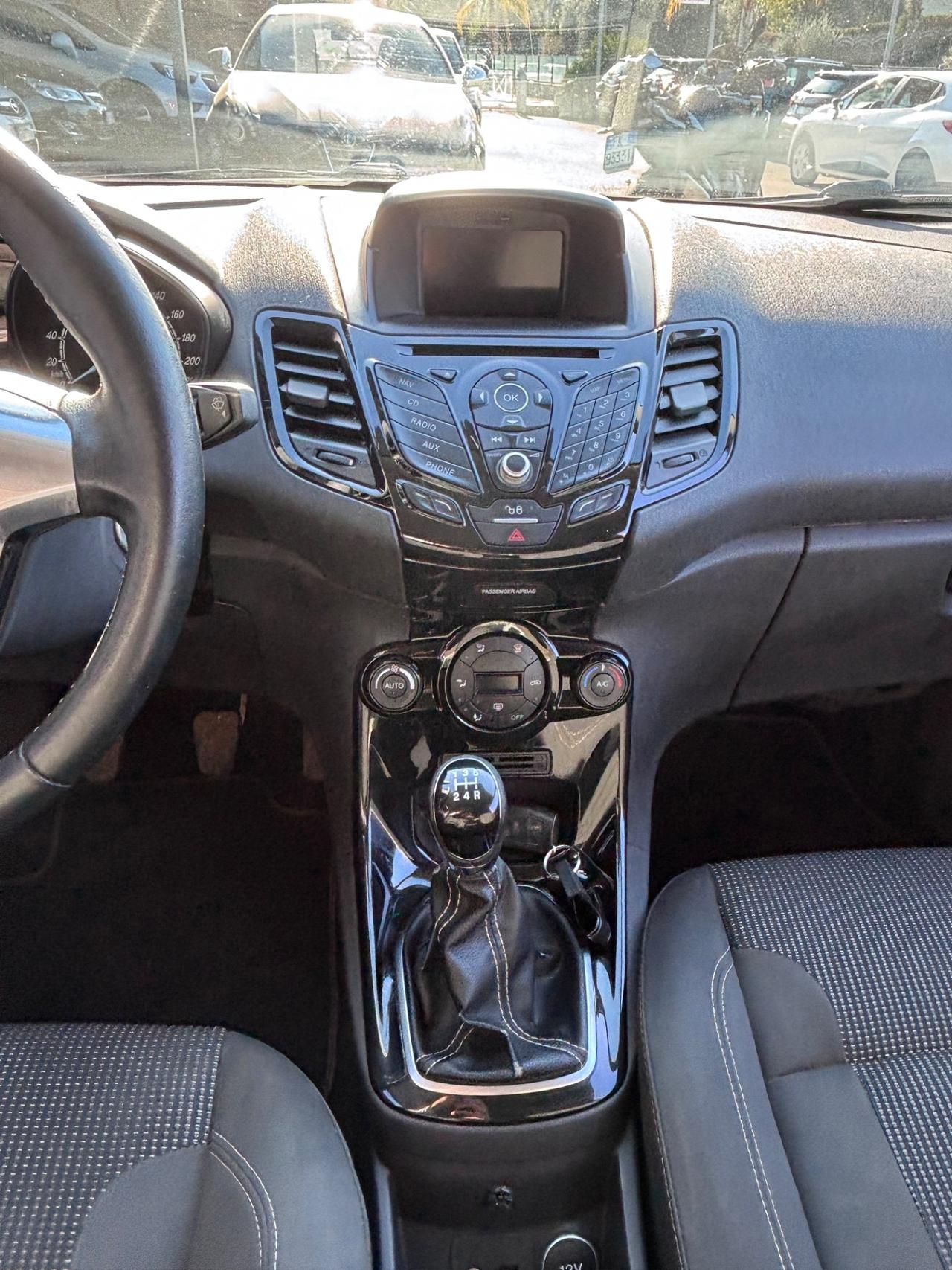 Ford Fiesta 1.5 TDCi 95CV 5 porte Titanium