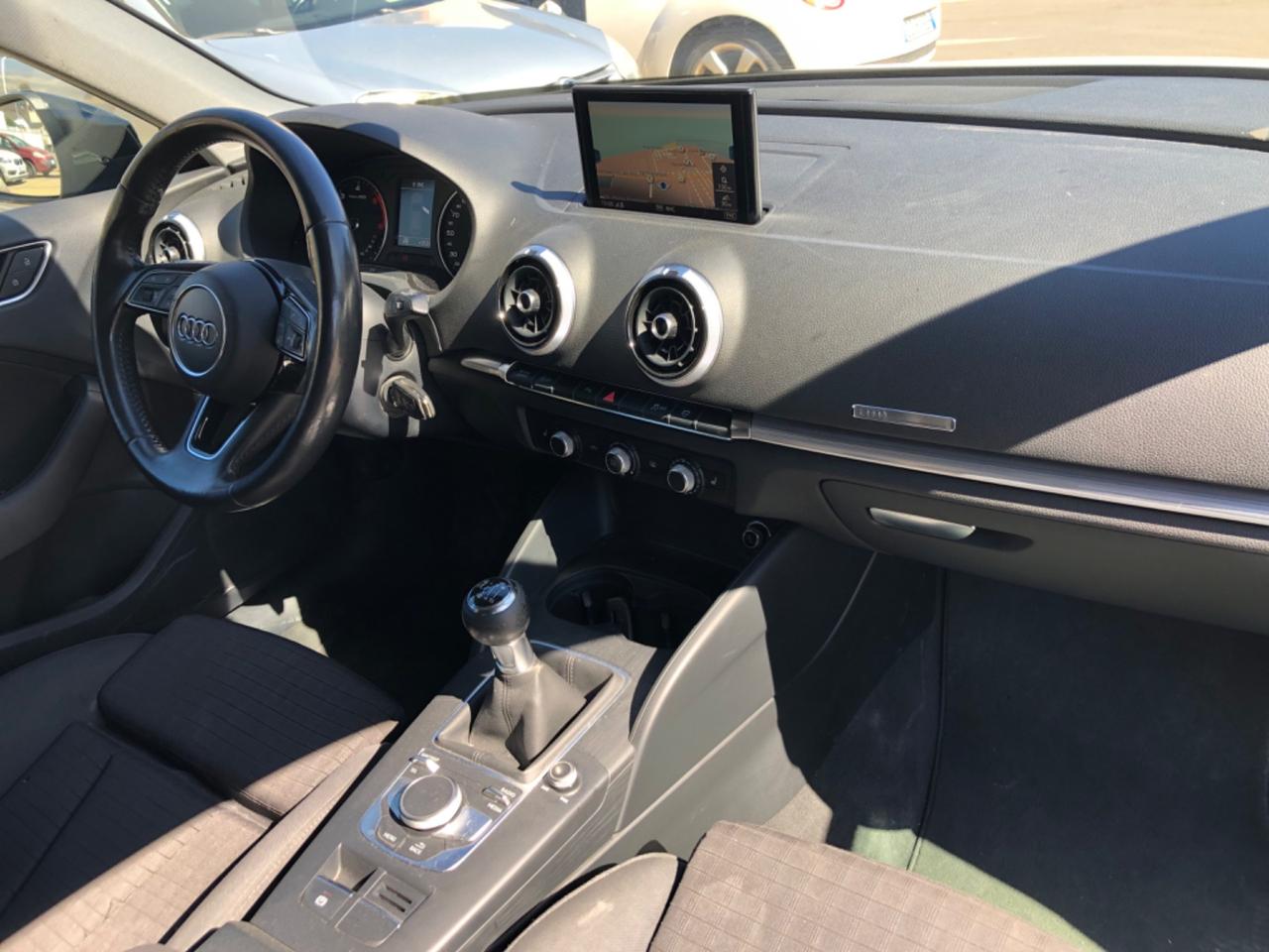 Audi A3 Sportback 1.6 Tdi Ambition S-Line