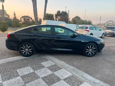 Opel Insignia 1.6 CDTI BERLINA
