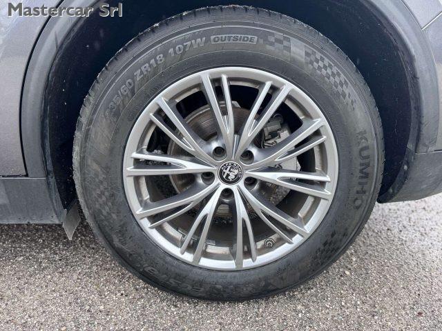 ALFA ROMEO Stelvio Stelvio 2023 2.2 t Super Q4 210cv auto TG: GP168FP