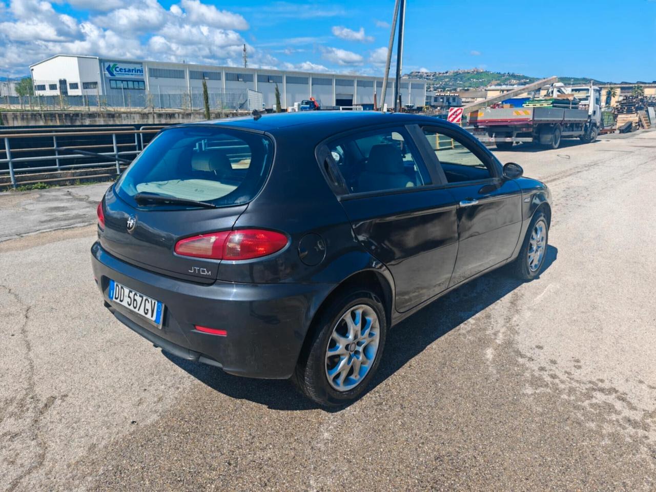Alfa Romeo 147 1.9 JTD (120) 5 porte Collezione