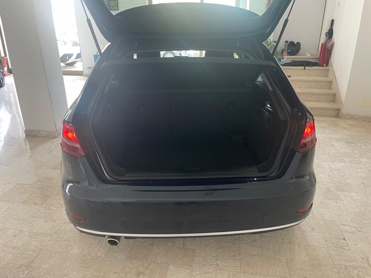 AUDI A3 SPB 1.6 TDI 116 CV S TRONIC SPORT