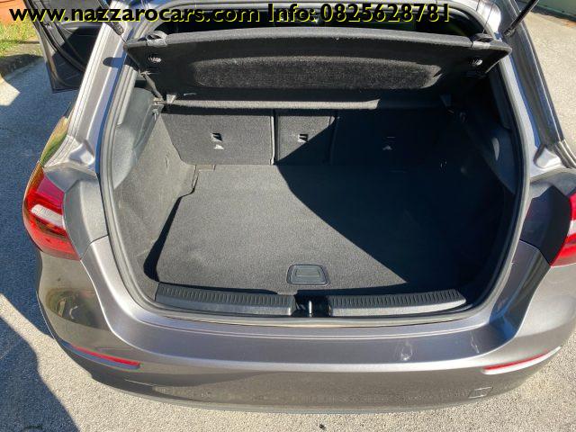 MERCEDES-BENZ A 180 d Automatic Business NAVIGATORE